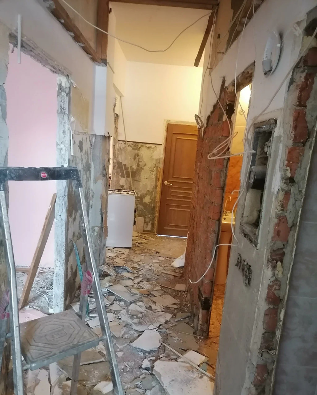Wyburzanie 4 ścian ceglanych w mieszkaniu w Warszawie z wywozem gruzu — Po, zdjęcie 2