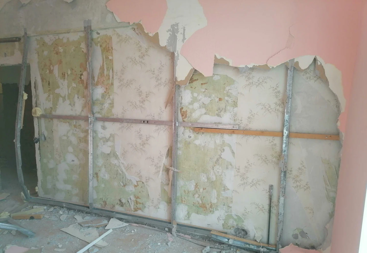 Wyburzanie 4 ścian ceglanych w mieszkaniu w Warszawie z wywozem gruzu — Po, zdjęcie 3